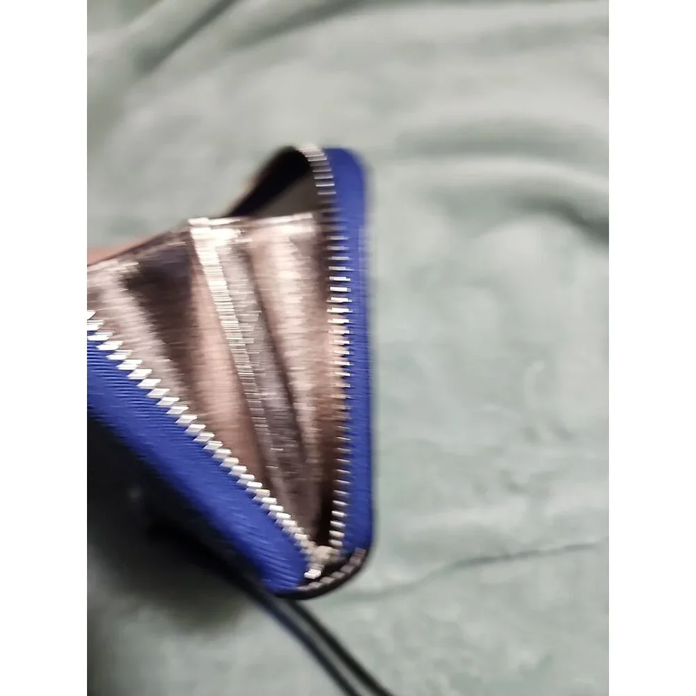Stella & Dot‎ Chelsea Tech Wallet Zip Around Clutch Cobalt Blue 6 x 4 Inch Vegan